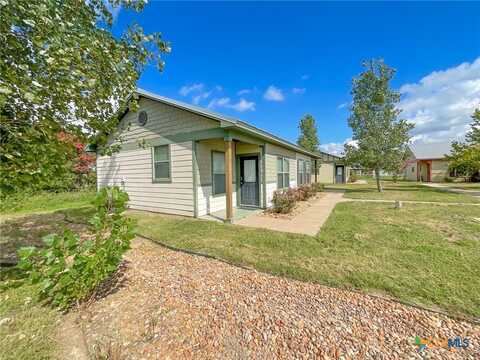 785 E Independence Street, Giddings, TX 78942