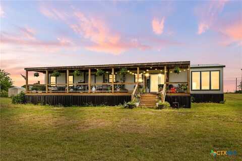 744 E Wiedemann Road, Flatonia, TX 78941
