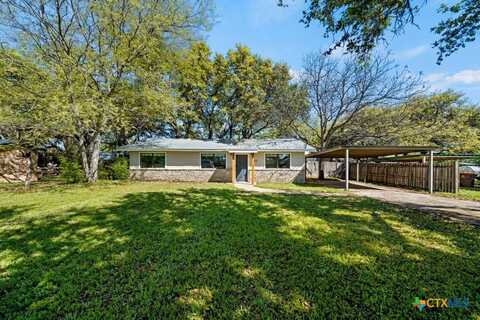 512 W Pecan Drive, Johnson City, TX 78636