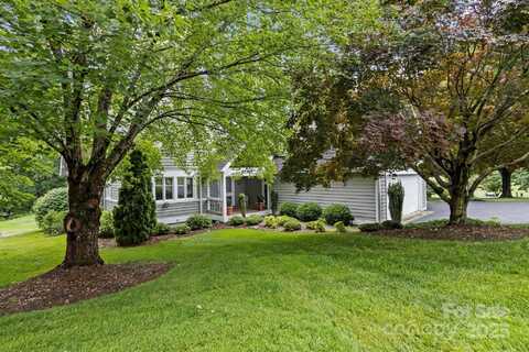 104 Overlook Drive, Flat Rock, NC 28731