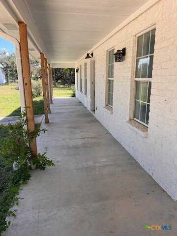 100 Hallmark Road, Florence, TX 76527