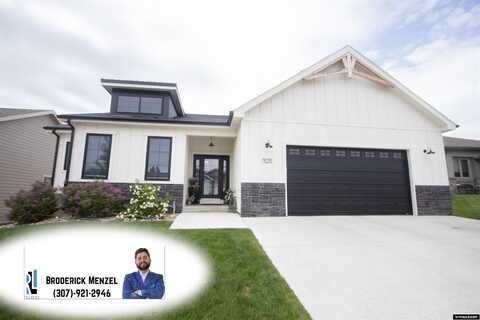 5211 Cheney Loop, Casper, WY 82609
