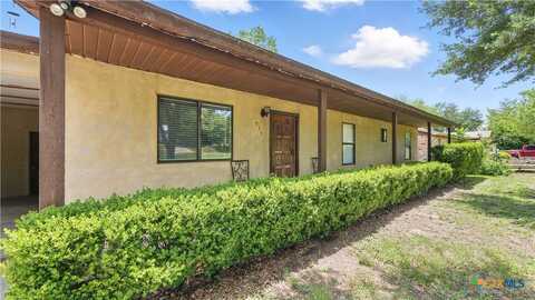 937 Elsik Street, Seguin, TX 78155
