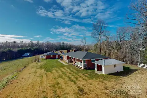 598 Miles View Drive, Mills River, NC 28759