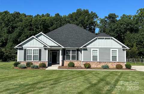 231 Glenwood Drive, Oakboro, NC 28129