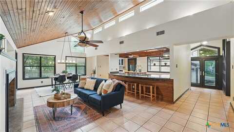 830 Candlewood Circle, New Braunfels, TX 78130