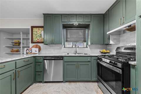 2105 S 49th Street, Temple, TX 76504