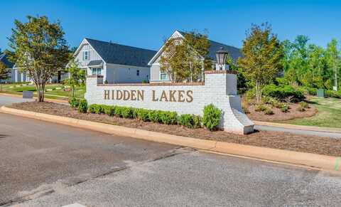 1576 Hidden Lakes Dr., Opelika, AL 36801