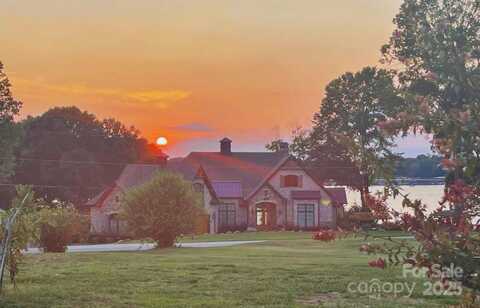 293 Camino Real Road, Mooresville, NC 28117