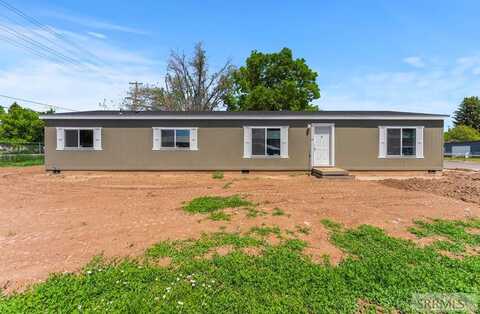 500 N Lakewood Avenue, Idaho Falls, ID 83401