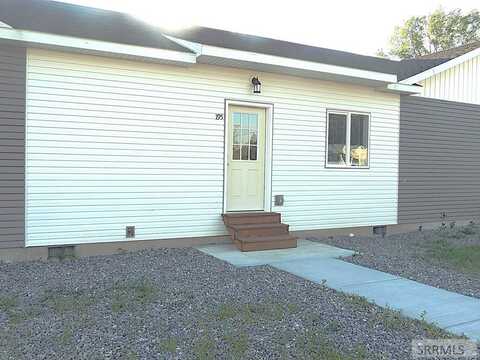 195 S 11th W, St Anthony, ID 83445