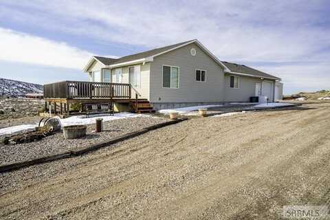 1027 E Butte Road, Menan, ID 83434