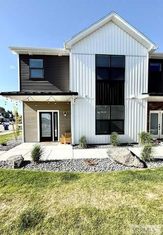 299 Hummingbird Way, Sugar City, ID 83448