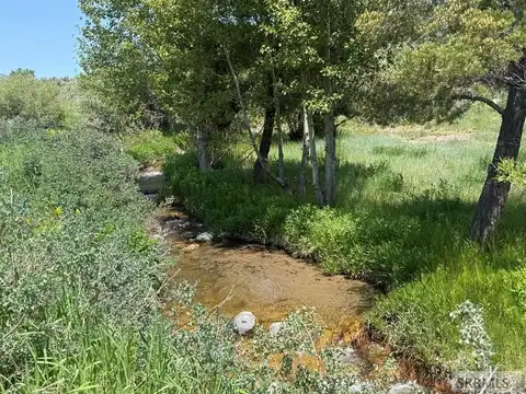 775 E 10820 N, Malad, ID 83252