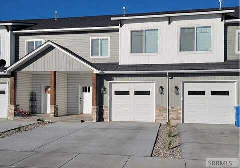 448 S 3rd W, Sugar City, ID 83448