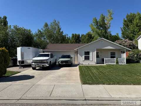 2802 Pam Circle, Idaho Falls, ID 83402