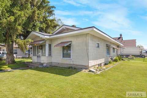 406 1st W, Ririe, ID 83443