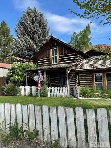 520 E Main Street, Challis, ID 83226