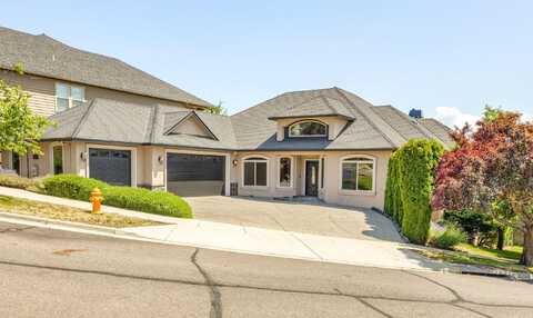 526 Whitney Terrace, Medford, OR 97504