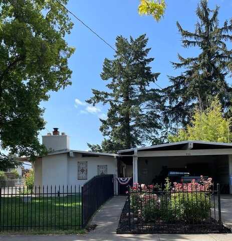 930 Reddy Avenue, Medford, OR 97504