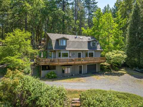 1780 Southgate Way, Grants Pass, OR 97527