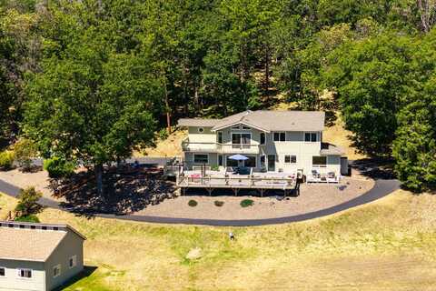 4251 Tami Lane, Central Point, OR 97502
