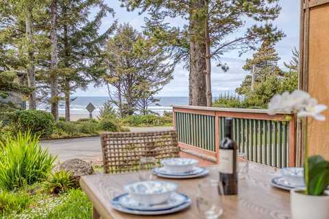 3360 NW Oceanview Drive, Newport, OR 97365