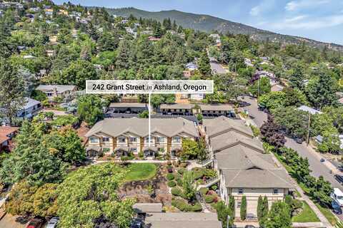 242 Grant Street, Ashland, OR 97520