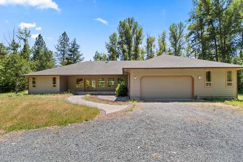 2525 Leland Road, Wolf Creek, OR 97497