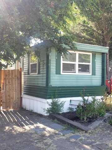 2799 Siskiyou Boulevard, Ashland, OR 97520