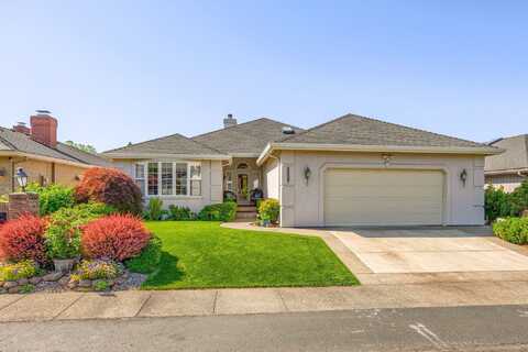 3227 Chandler Egan Drive, Medford, OR 97504