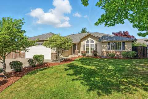 1777 W Harbeck Road, Grants Pass, OR 97527