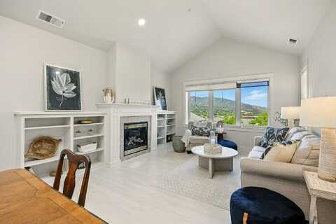 969 Golden Aspen Place, Ashland, OR 97520
