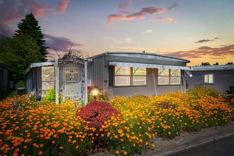 2252 Table Rock Road, Medford, OR 97501