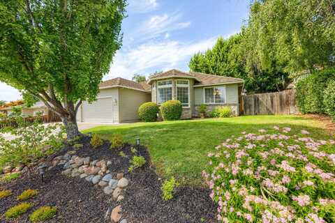 2901 Fredrick Drive, Medford, OR 97504