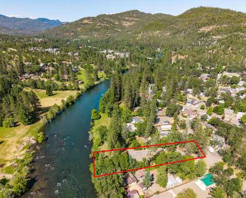 360 Park Drive, Shady Cove, OR 97539