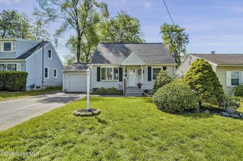 13 Fuller Terrace, Colonie, NY 12205