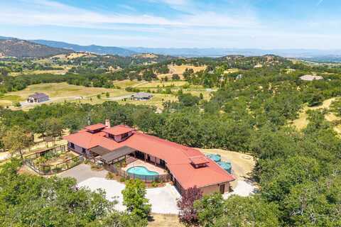 5297 Dark Hollow Road, Medford, OR 97501
