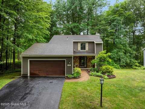 40 Surrey Mall, Bethlehem, NY 12159