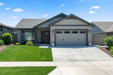 3952 Arizona Drive, Medford, OR 97504