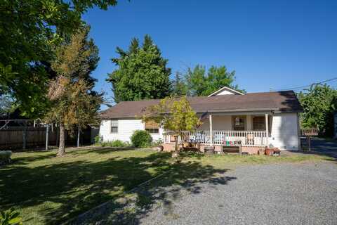 4189 Colver Road, Phoenix, OR 97535