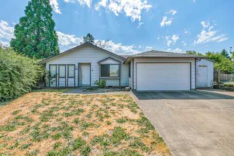 681 Farnsworth Drive, Central Point, OR 97502