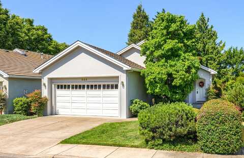 606 Summerwood Drive, Medford, OR 97504