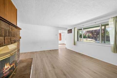 1652 Johnson Street, Medford, OR 97504