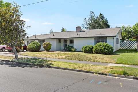 1652 Johnson Street, Medford, OR 97504
