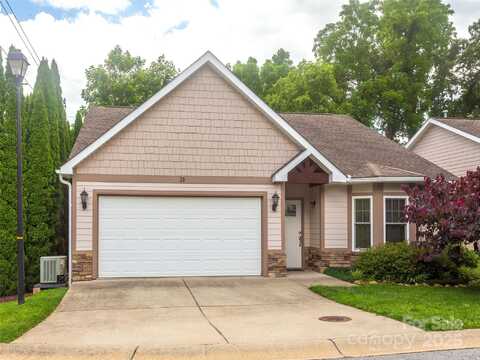 29 Kaylor Drive, Arden, NC 28704