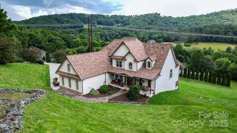 54 Mcintyre Drive, Asheville, NC 28803