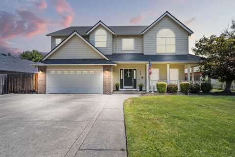 550 Carriage Lane, Jacksonville, OR 97530