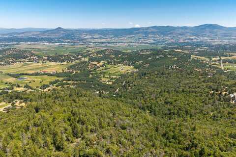 4852 Dark Hollow Road, Medford, OR 97501