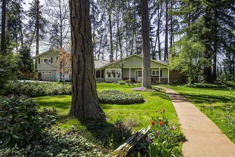 158 Renault Avenue, Medford, OR 97501